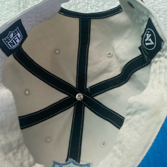 - 🏈NFL 47 Los Angeles Chargers, Legacy NFL Cap - Picture 4 of 7